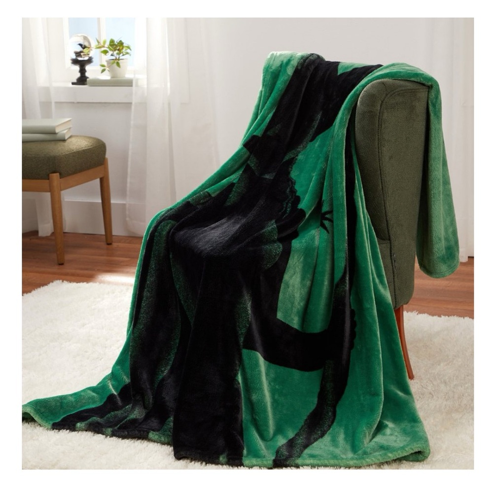 🚫SOLD🚫 “Wicked” Elphaba Micro Raschel Throw - 60”x70” - Picture 7 of 8